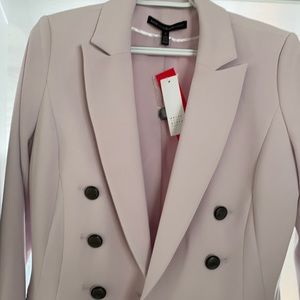 Women’s blazer !!